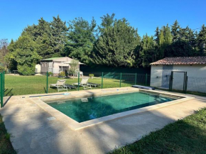 Avignon, joli chalet en campagne très proche de la ville